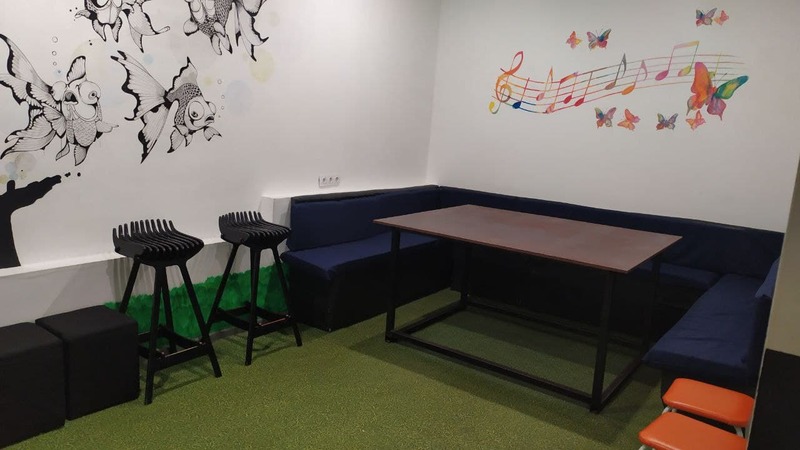 Комната для праздника на 50 лет Октября